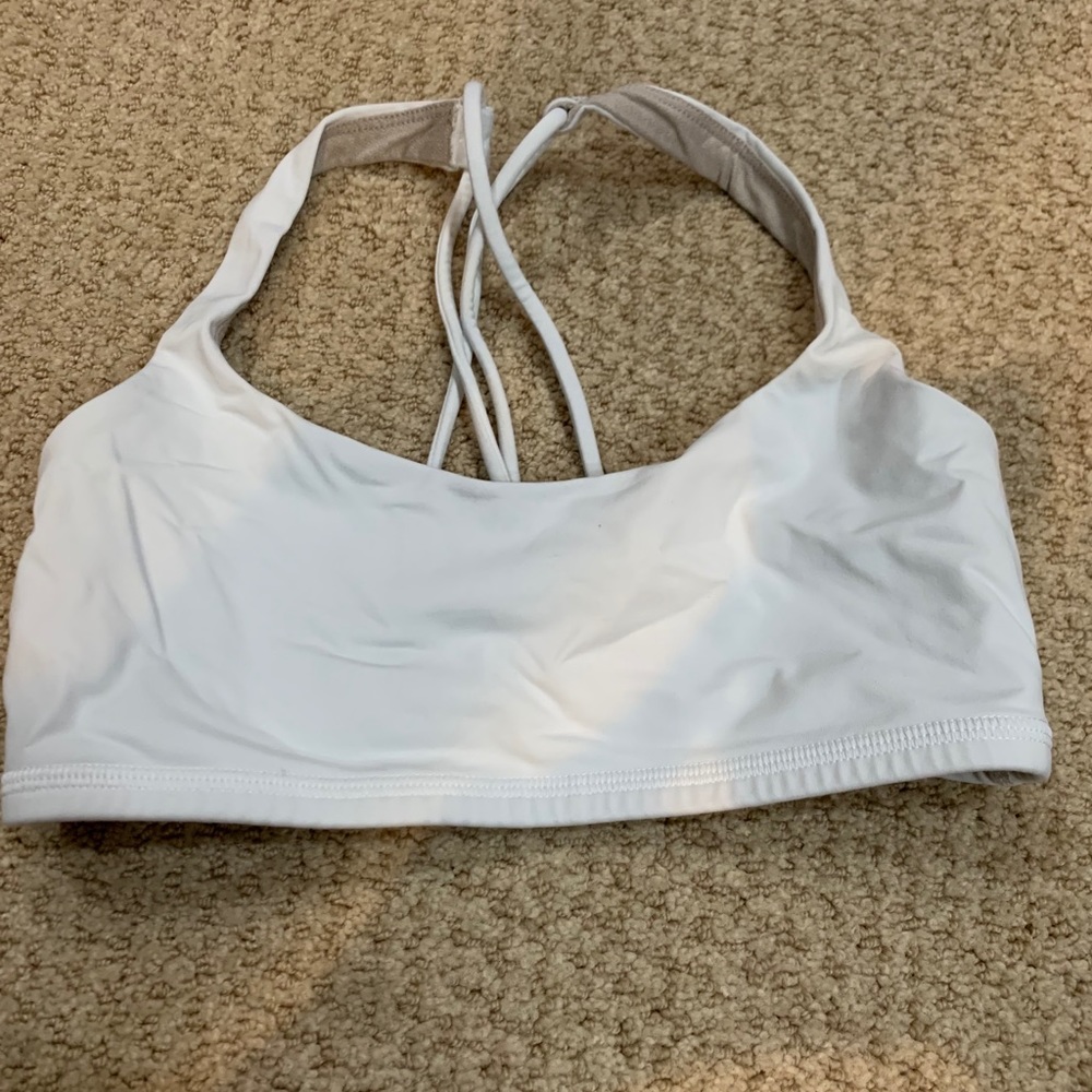 White sports bra sz 4
